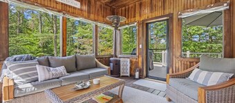 Lakeview Bliss Limit 8 3 Bedroom Villa