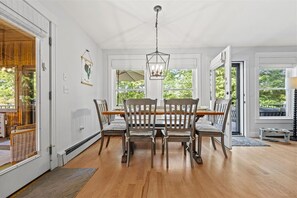 Villa, 3 Bedrooms | Dining