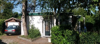 Cozy family home with lovely garden.