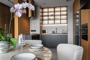 Apartment (51) | Private kitchen | Fridge, stovetop, electric kettle, cookware/dishes/utensils