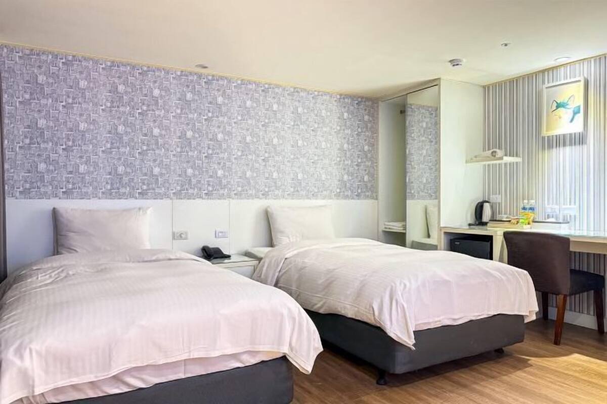 Down comforters, desk, free WiFi