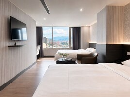 Down duvets, free minibar, desk, blackout curtains