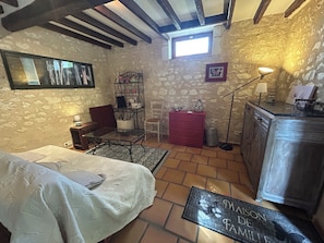 1 bedroom, iron/ironing board, free WiFi, bed sheets