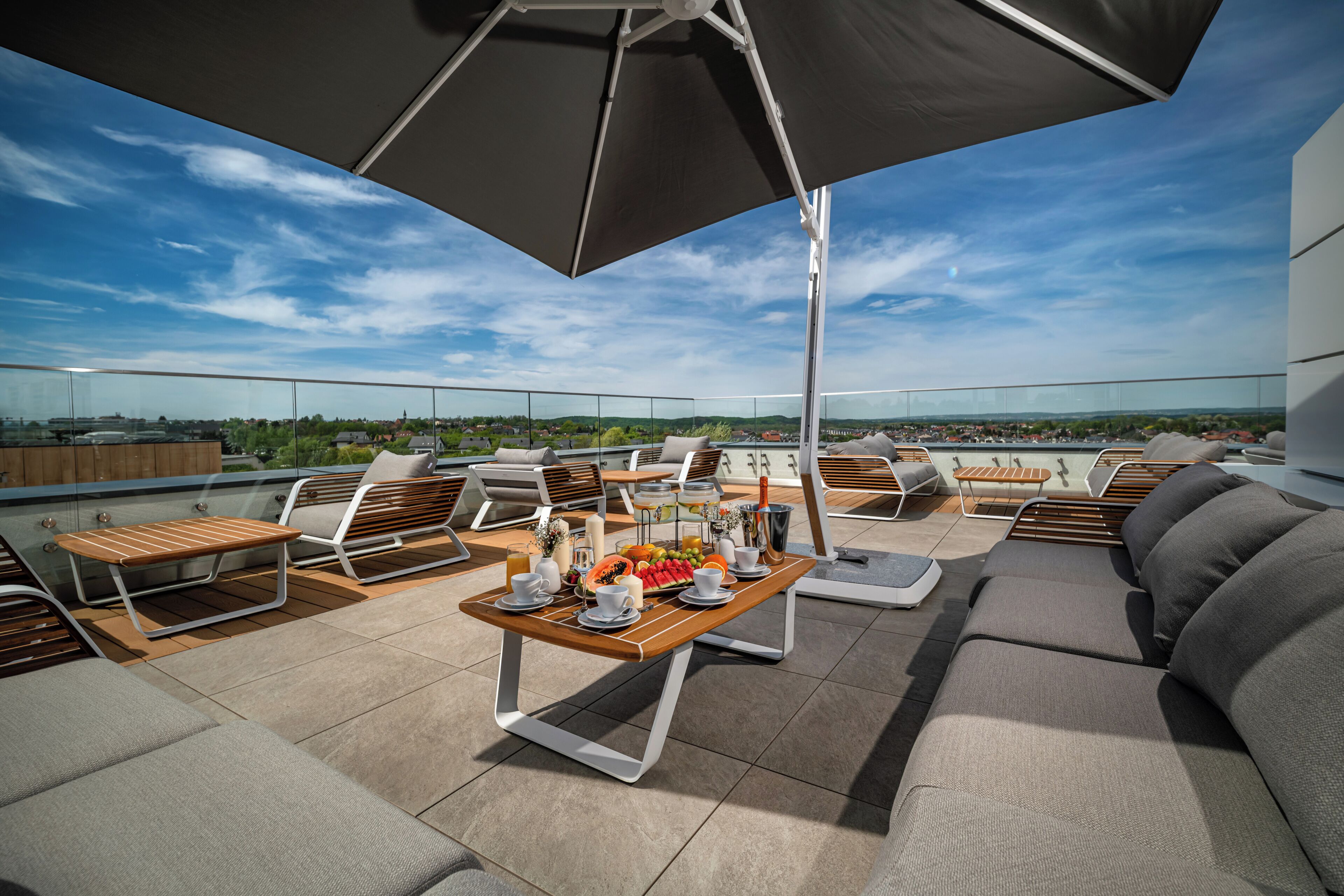 Sun deck