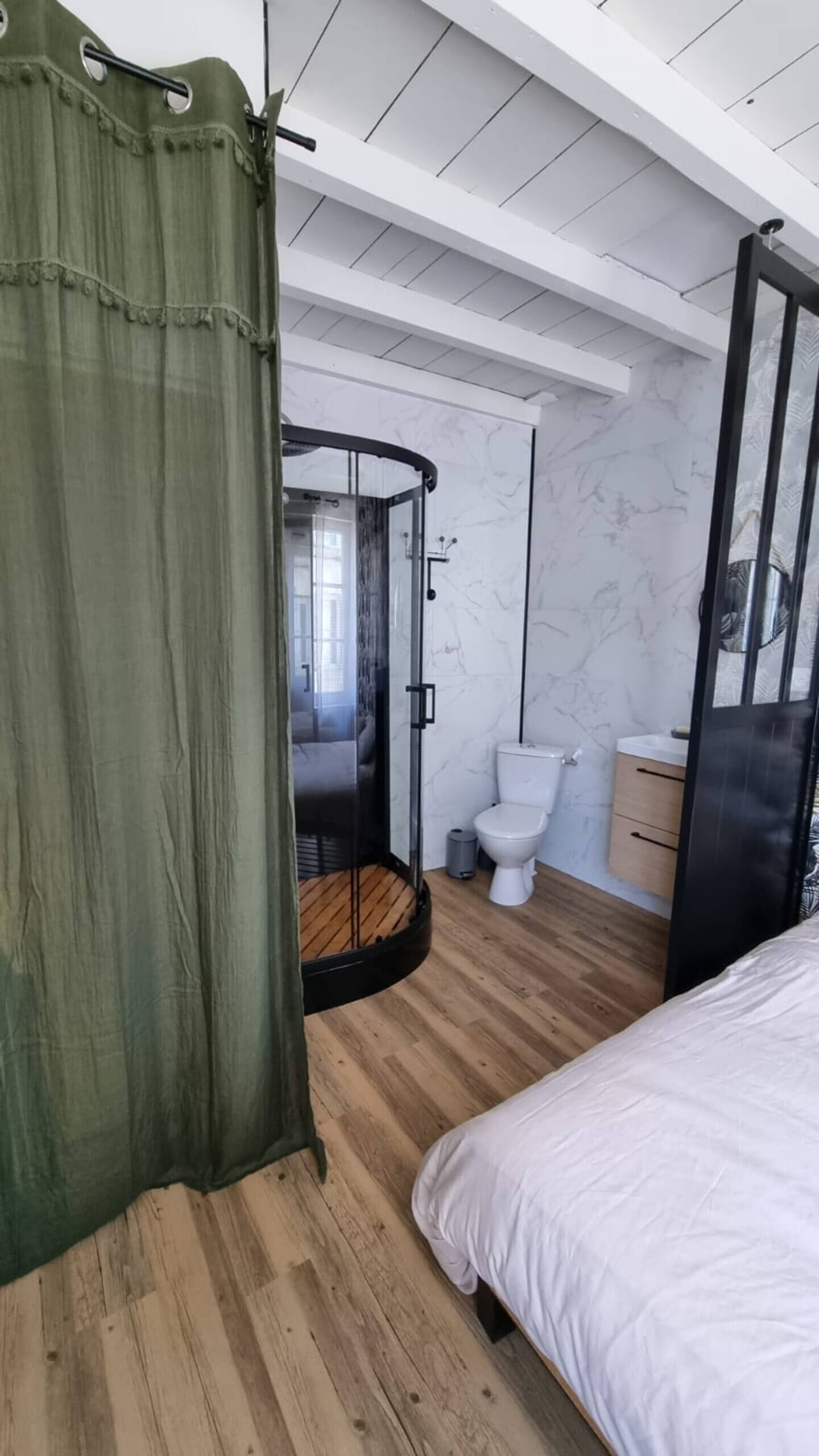 1 chambre, draps fournis