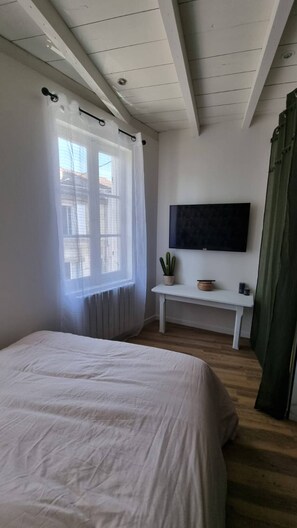 1 habitación y ropa de cama 