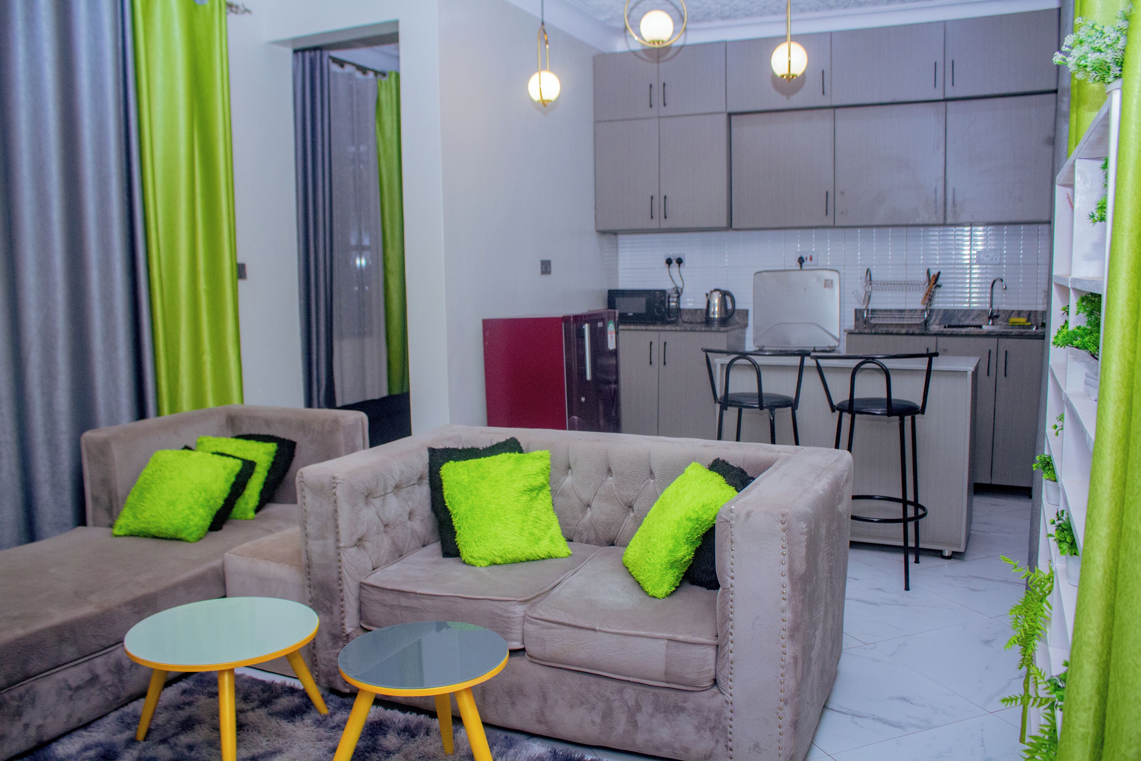 Apartemen, pemandangan kebun | Area keluarga | TV layar datar