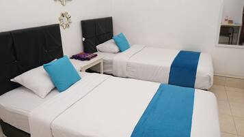 Habitación estándar con 2 camas individuales