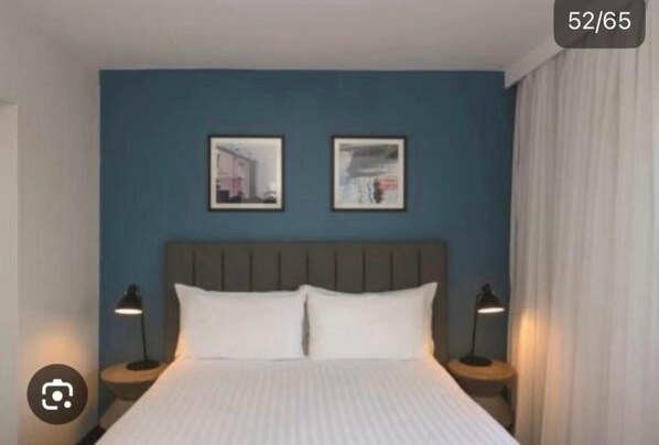 Bureau, accès au Wi-Fi (inclus)