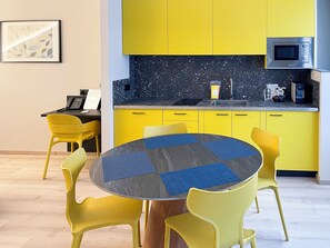 Apartment, Mobility Accessible | Living area | Computer monitors, printers