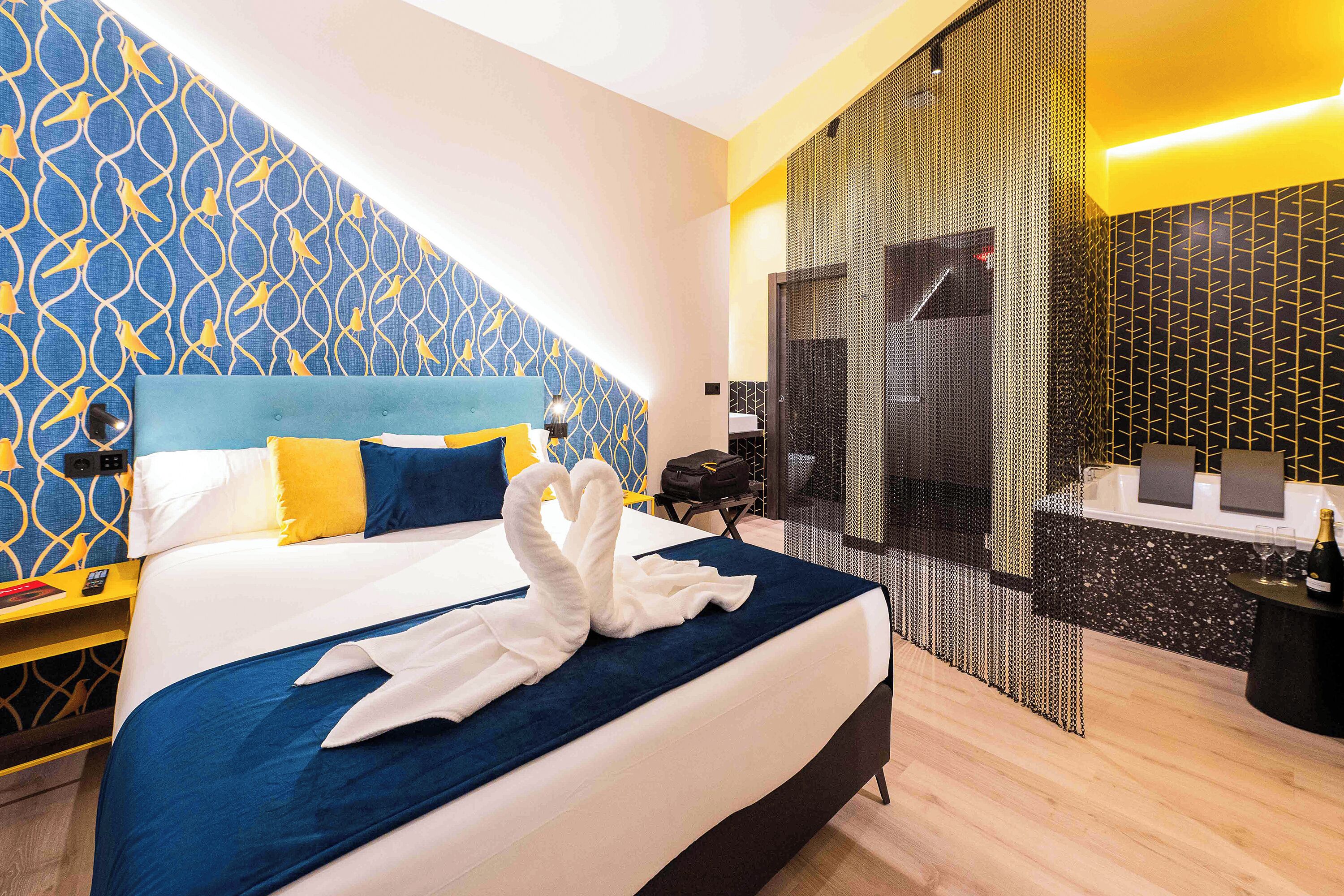 Suite with steam sauna, chromatic shower and whirlpool bath | In-room safe, desk, laptop workspace, blackout curtains