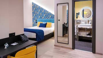 Appartement Supérieur | Coffres-forts dans les chambres, bureau