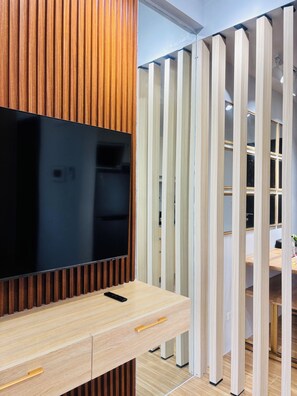 Room, 1 Bedroom, Terrace | Interior