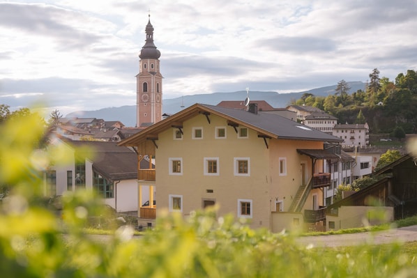 Esterni