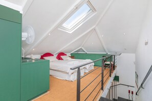 3 chambres, fer et planche à repasser, accès au Wi-Fi (inclus)