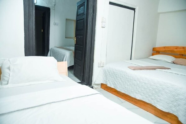 6 bedrooms, WiFi