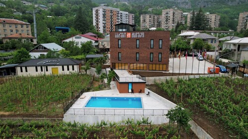 Hotel Chiatureli