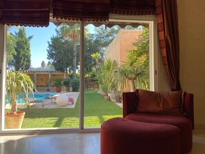 Luxury Villa, Private Pool, Garden View