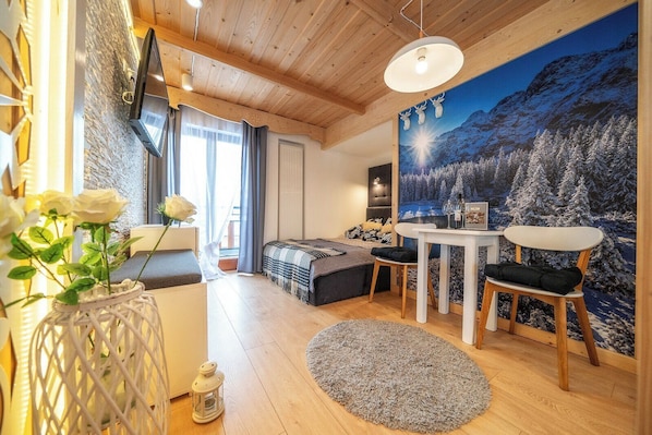 Departamento Confort, vista a la montaña | Cortinas blackout, tabla de planchar con plancha y wifi gratis 