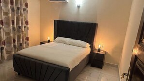 Unclassified image, 2 of 19, button - 1 Bed Apartment Sleeps 2 - Parking, Balcony, Wifi (Freetown)