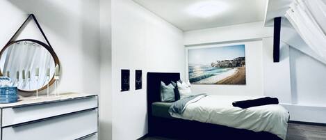 2 Schlafzimmer, Bügeleisen/Bügelbrett, Bettwäsche