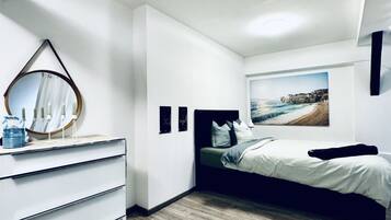 2 soveværelser, strygejern/strygebræt, sengetøj