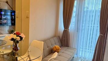 Condo, 2 quartos, acessível | Lounge