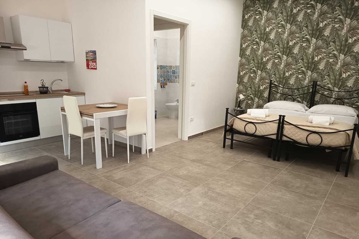 Studio | Truy cập Internet không dây miễn phí, bộ trải giường