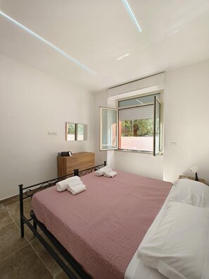 Suite, 2 slaapkamers | Gratis wifi, beddengoed