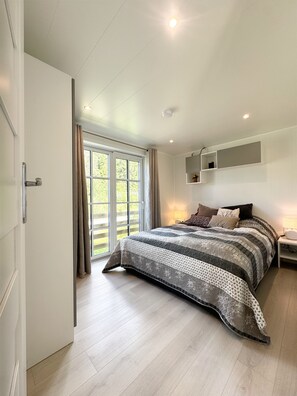 Chalet estándar, vistas a la colina | Ropa de cama