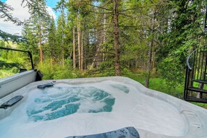 Bain à remous extérieur