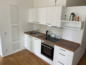Oven, stovetop, dishwasher