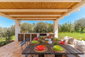 Terrace/patio - Trullo Pietra Rossa with Pool by Wonderful Italy (Ostuni)