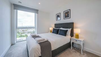 2 bedrooms, iron/ironing board, travel crib, free WiFi