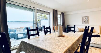 2BR Apartment for 6P; 16-Mins to BlumengÀrten