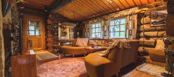 Hellevi Log Cabin by Aavalevi Holidays