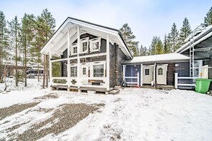 Exterior - Aavalevi Niesta Cabin (Levi)