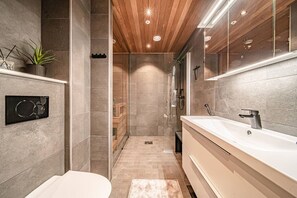 Hair dryer, towels