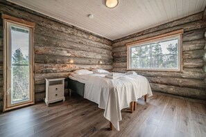 Bügeleisen/Bügelbrett, kostenloses WLAN, Bettwäsche