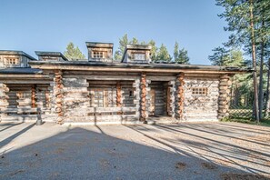 Exterior - Lapland Log Villa in Levi Center (Levi)
