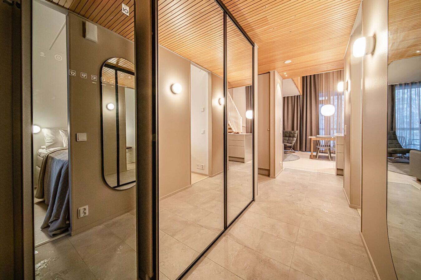 Bureau, fer et planche à repasser, Wi-Fi gratuit, draps fournis