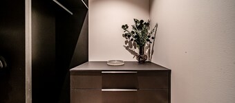 Aurora Luxe Chalet Ski-In/Ski-Out, Mountain View