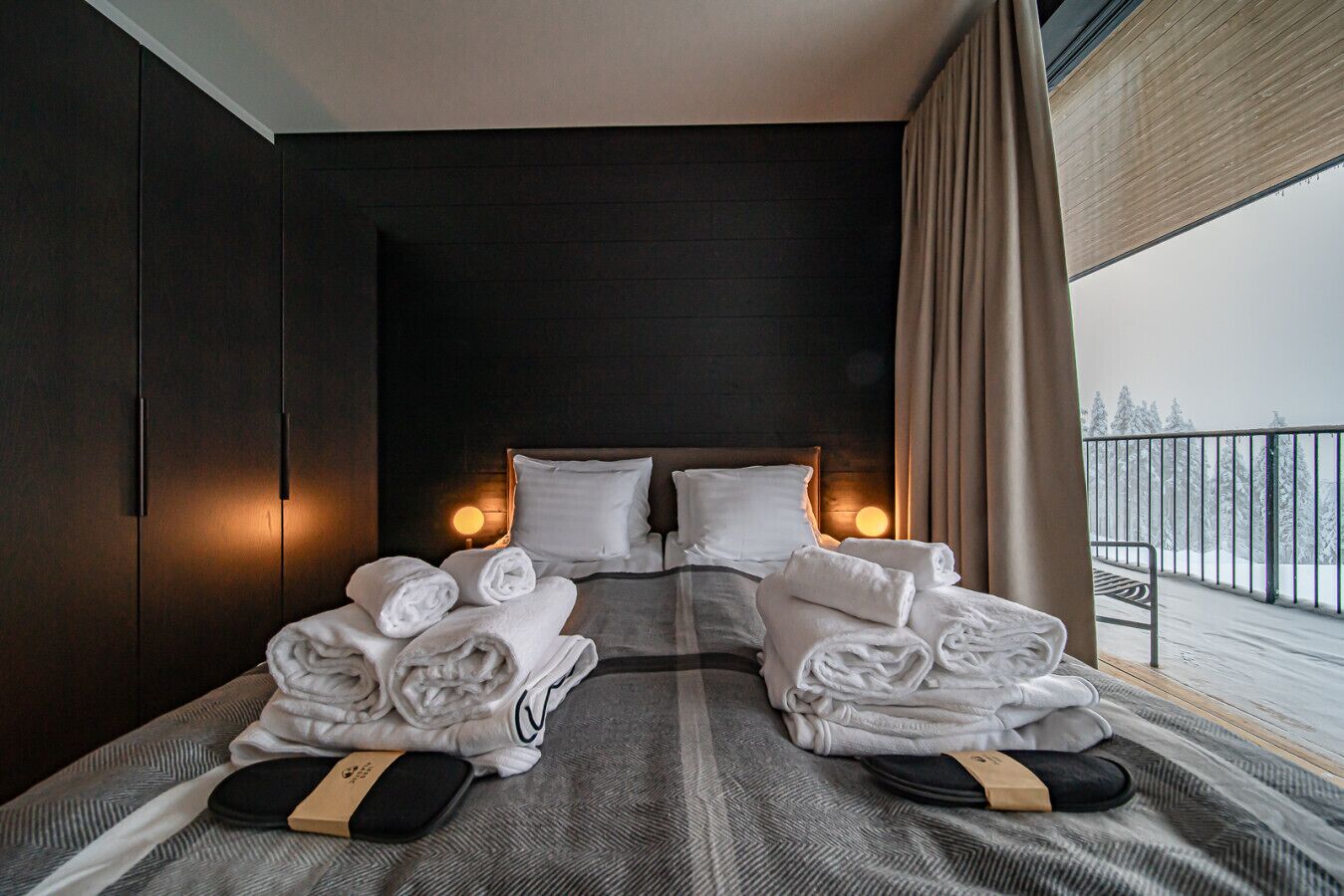 3 habitaciones, tabla de planchar con plancha y wifi gratis 