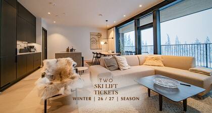Aurora Luxe Chalet Ski-In/Ski-Out, Mountain View