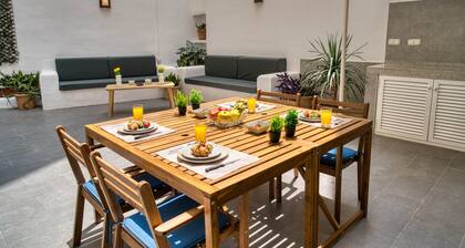 Stunning Home | WiFi | Beach 5min | 4BR