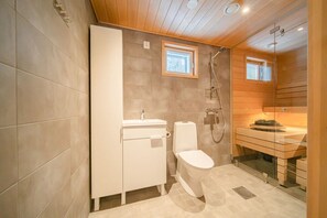 SĂšche-cheveux, serviettes fournies