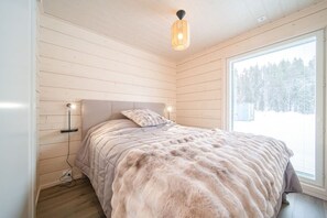 Fer et planche Ă repasser, Wi-Fi gratuit, draps fournis