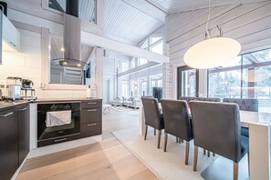 Interior - Villa Swan by Aavalevi Holidays (Levi)