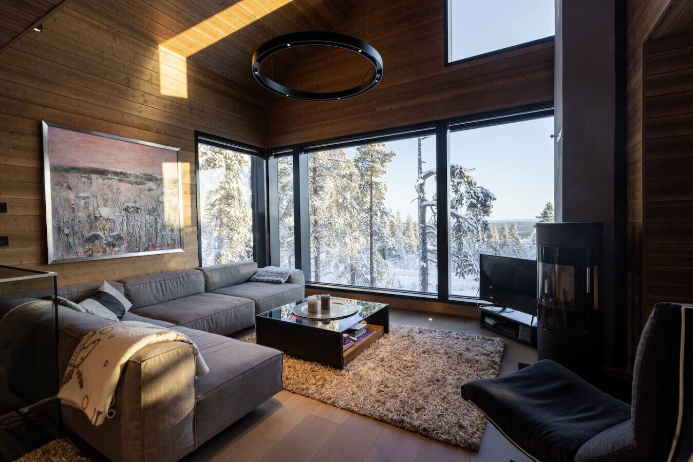 TV, fireplace, stereo