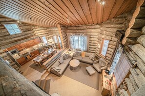 Televisie en een open haard